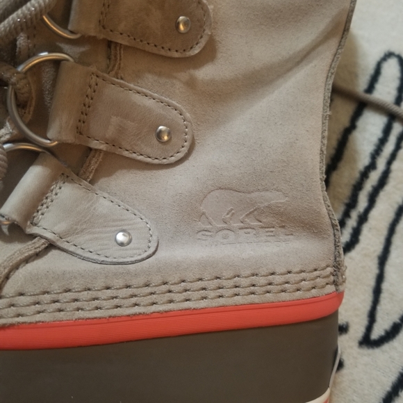 Womens Sorel Joan of Arctic Boots - Picture 2 of 8